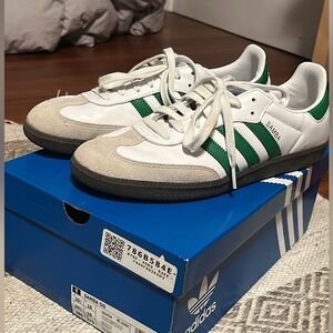 Adidas sambas green